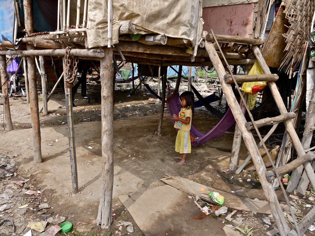 child in slum